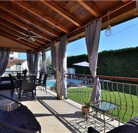 3 bedroom villa with pool near Poreč, sleeps 6
